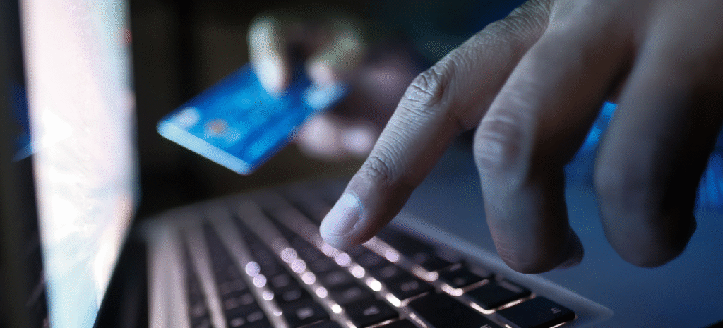 Consumidores e empresas: Veja como prevenir fraudes online