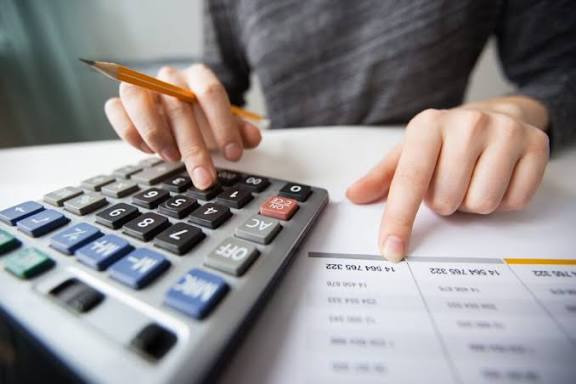 Entenda a importância do fluxo de caixa para controlar as finanças, antecipar problemas e tomar decisões mais estratégicas no negócio.